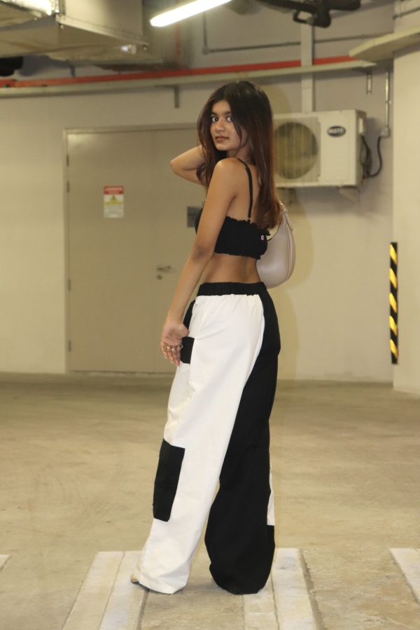 A2. Color Block Wide Legs Cargo Pant - Image 2